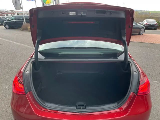 Mercedes-Benz C 220 AVANTGARDE C 220 d Sedan