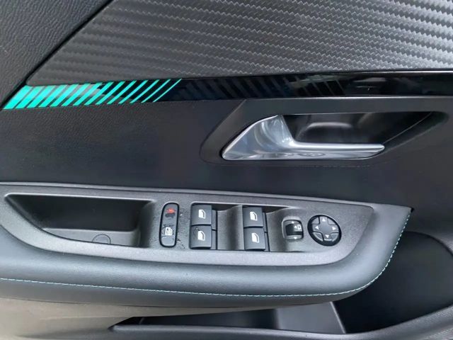 Peugeot 208 ALL PT100