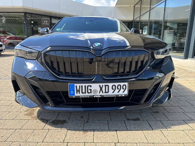 BMW 520 520d M-Sport xDrive