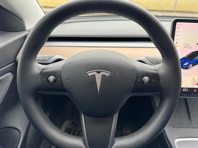 Tesla Model 3 AWD Performance