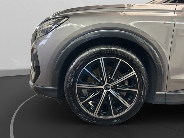 Audi Q4 e-tron Quattro