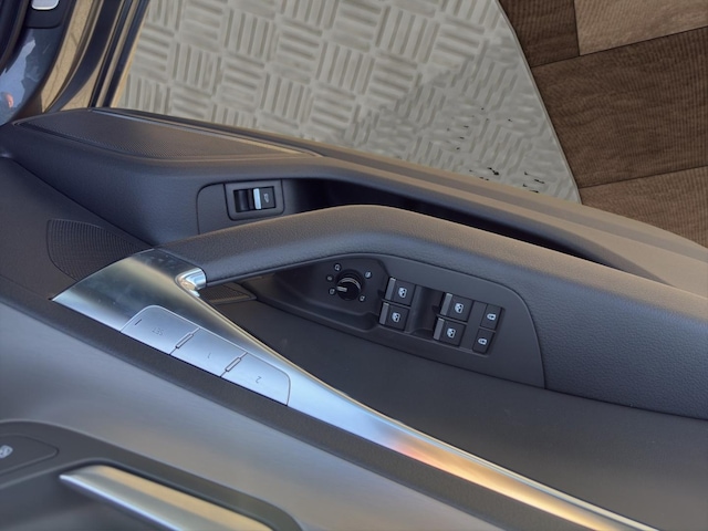 Audi S6 Avant Quattro