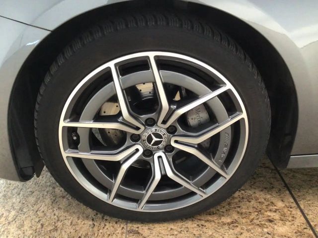 Mercedes-Benz E 200 4MATIC AMG Line Estate