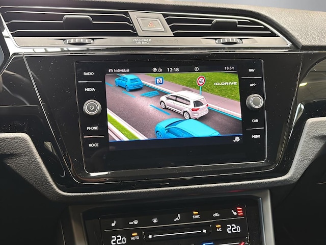 Volkswagen Touran DSG R-Line