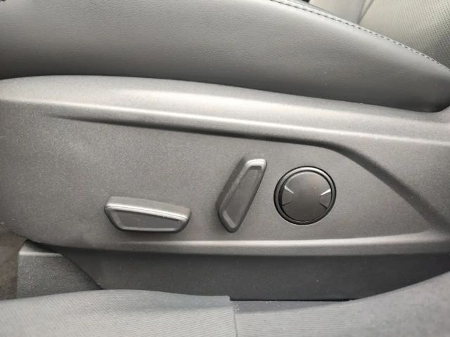 Ford Mustang Mach-E Navi PANO RFK MEMO ACC LED SHZ LRH FSH K-LEDER PDC