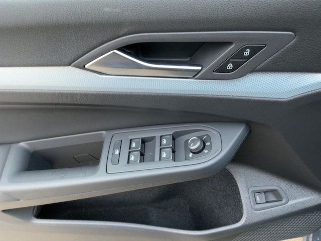 Volkswagen Golf 1.5 eTSI DSG Golf VIII Variant