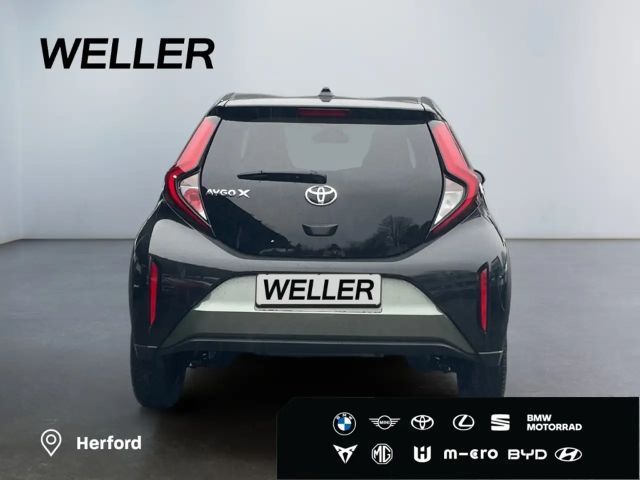 Toyota Aygo X Bi-Tone Hatchback Pulse