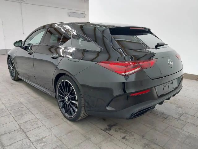 Mercedes-Benz CLA 200 AMG Line Shooting Brake
