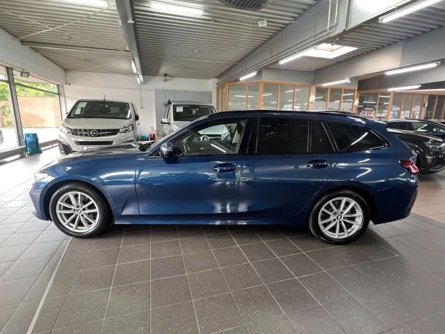 BMW 318 318d Touring