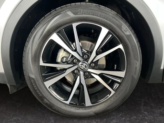 Toyota C-HR Hybride Team D