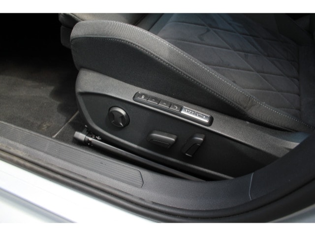 Volkswagen Golf 1.5 eTSI Style Variant