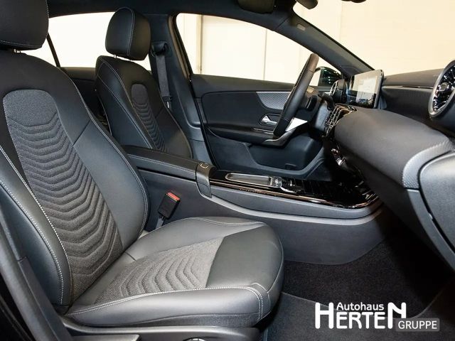 Mercedes-Benz A 200 Progressive