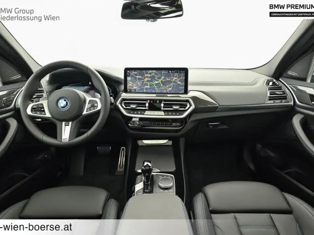 BMW X3 xDrive30e
