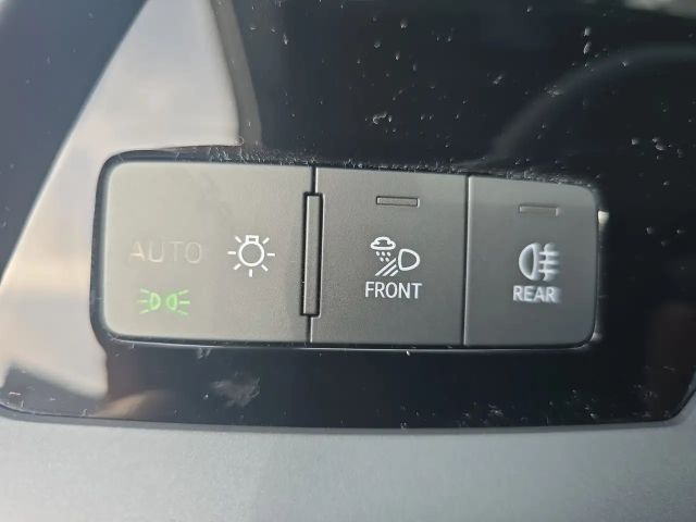 Audi A3 30 TFSI Sedan