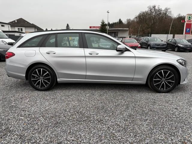 Mercedes-Benz C 220 4MATIC C 220 d Estate