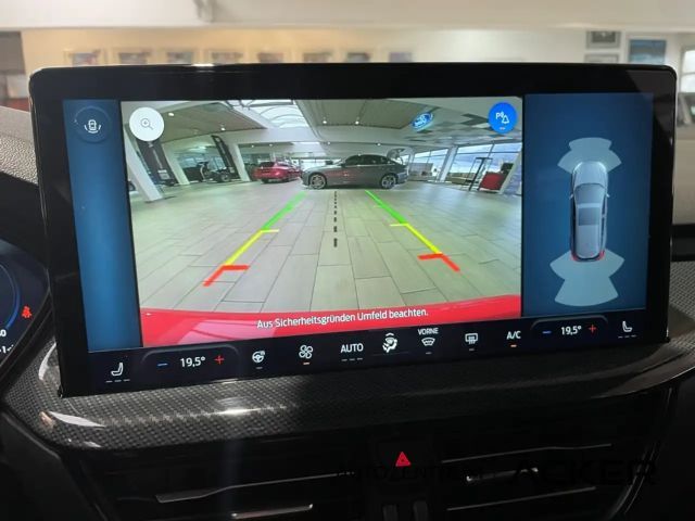 Ford Focus ST Line Wagon