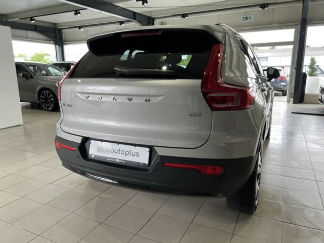 Volvo XC40 Dark Plus