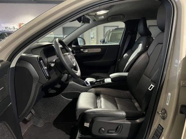 Volvo XC40 Dark Plus