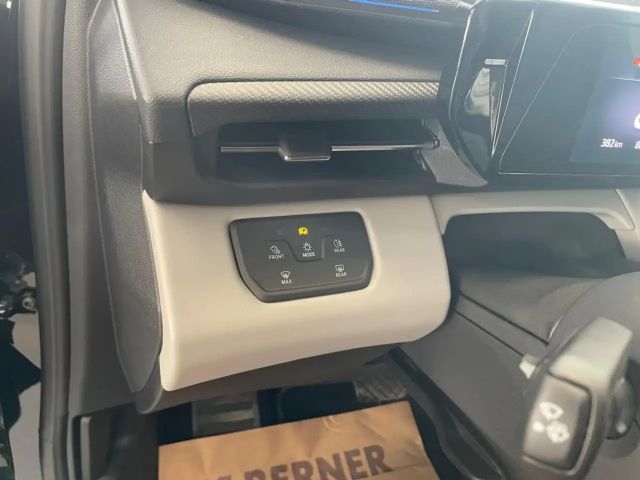 Ford Capri AWD Extended range Premium