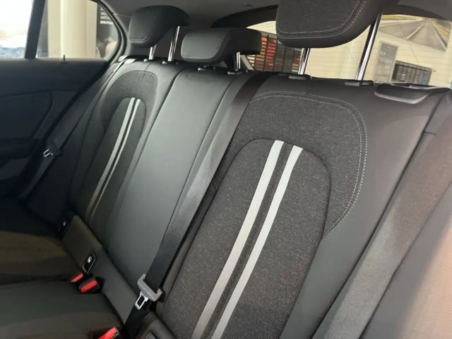 BMW 116 116d Advantage pakket Sedan