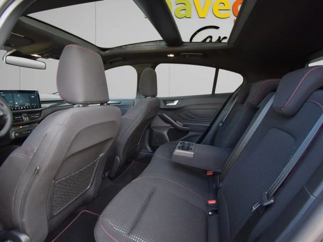 Ford Focus EcoBoost ST Line