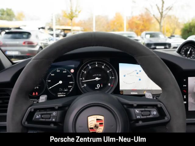 Porsche 992 4 Cabrio Carrera GTS