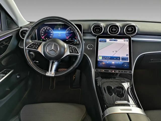 Mercedes-Benz C 180 AVANTGARDE Sedan