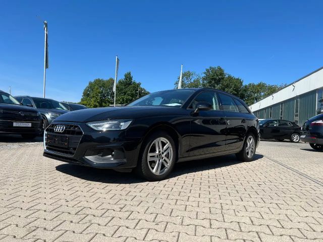 Audi A4 40 TDI Avant S-Tronic