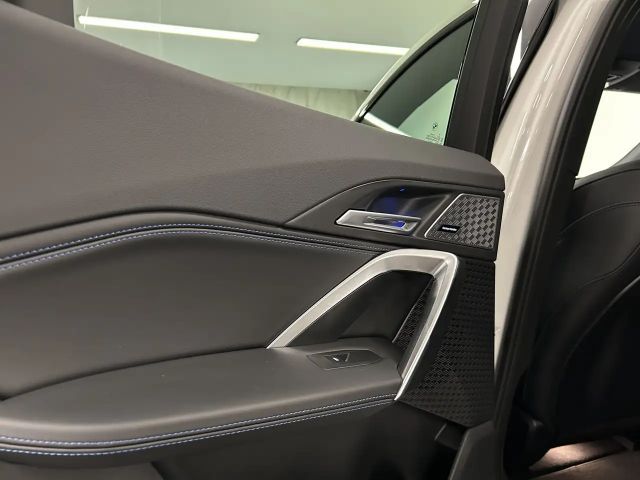 BMW iX2 Coupé M-Sport xDrive30