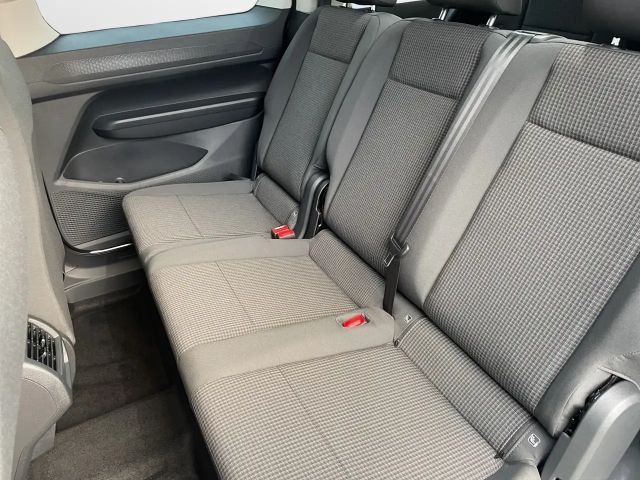 Volkswagen Caddy 1.5 TSI DSG Family Maxi