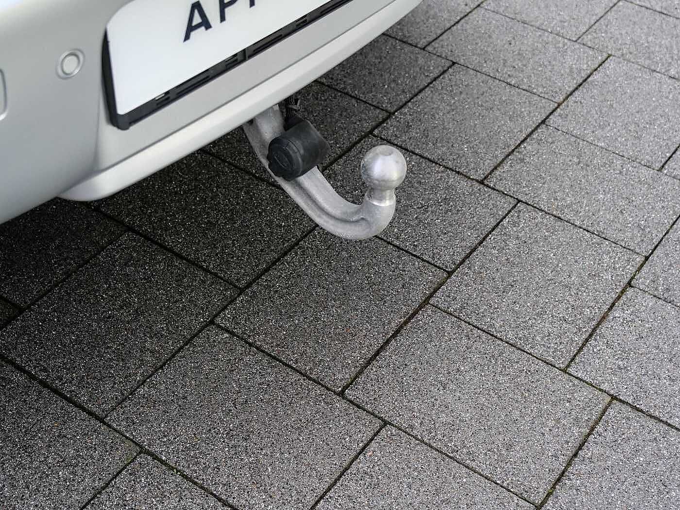 Land Rover Defender 90