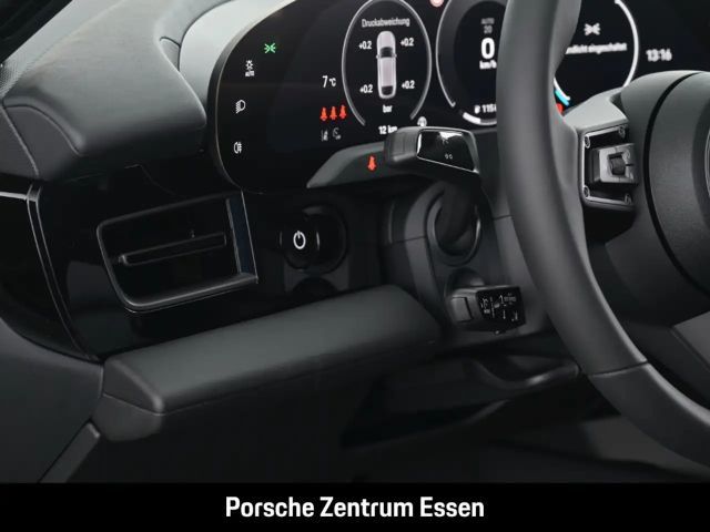 Porsche Taycan 4 Cross Turismo