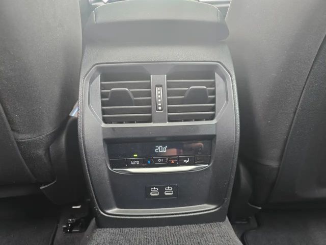 BMW 330 330e M-Sport Touring