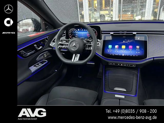 Mercedes-Benz E 220 AMG Line E 220 d Sedan