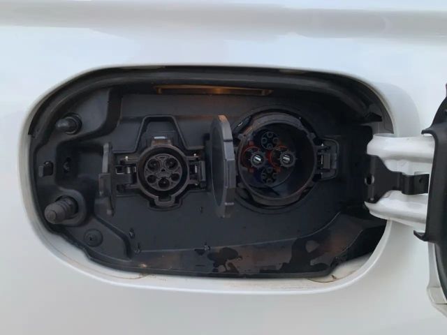 Mitsubishi Outlander 4WD PHEV