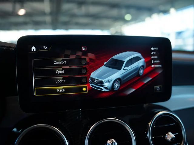 Mercedes-Benz GLC 63 AMG 4MATIC AMG Line