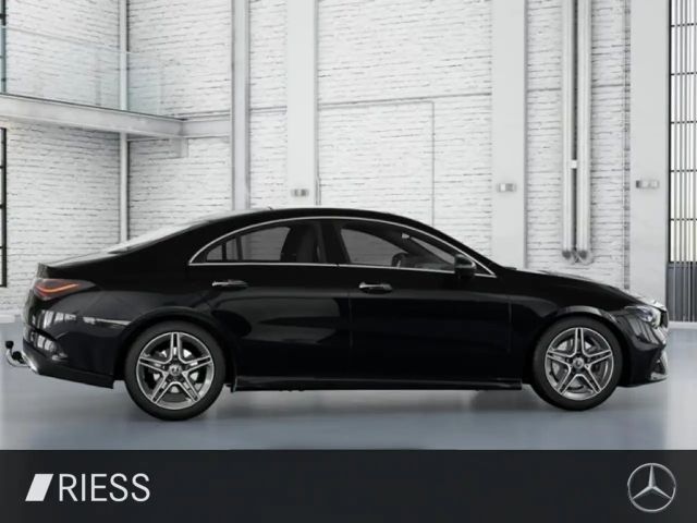 Mercedes-Benz CLA 220 4MATIC Coupé