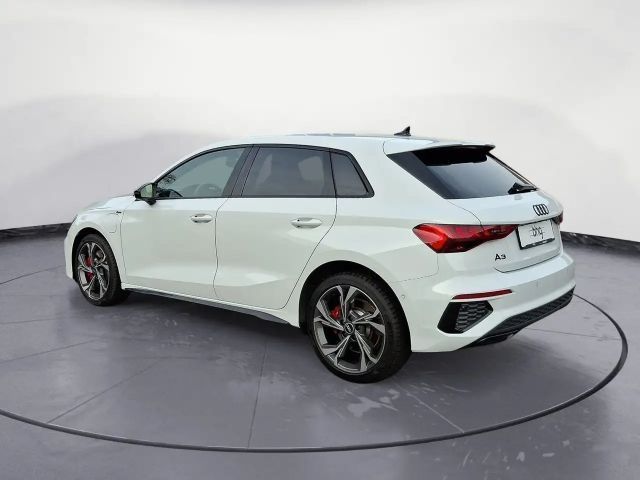 Audi A3 35 TFSI S-Line Sedan Sportback