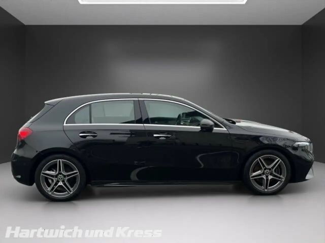 Mercedes-Benz A 220 4MATIC AMG Line