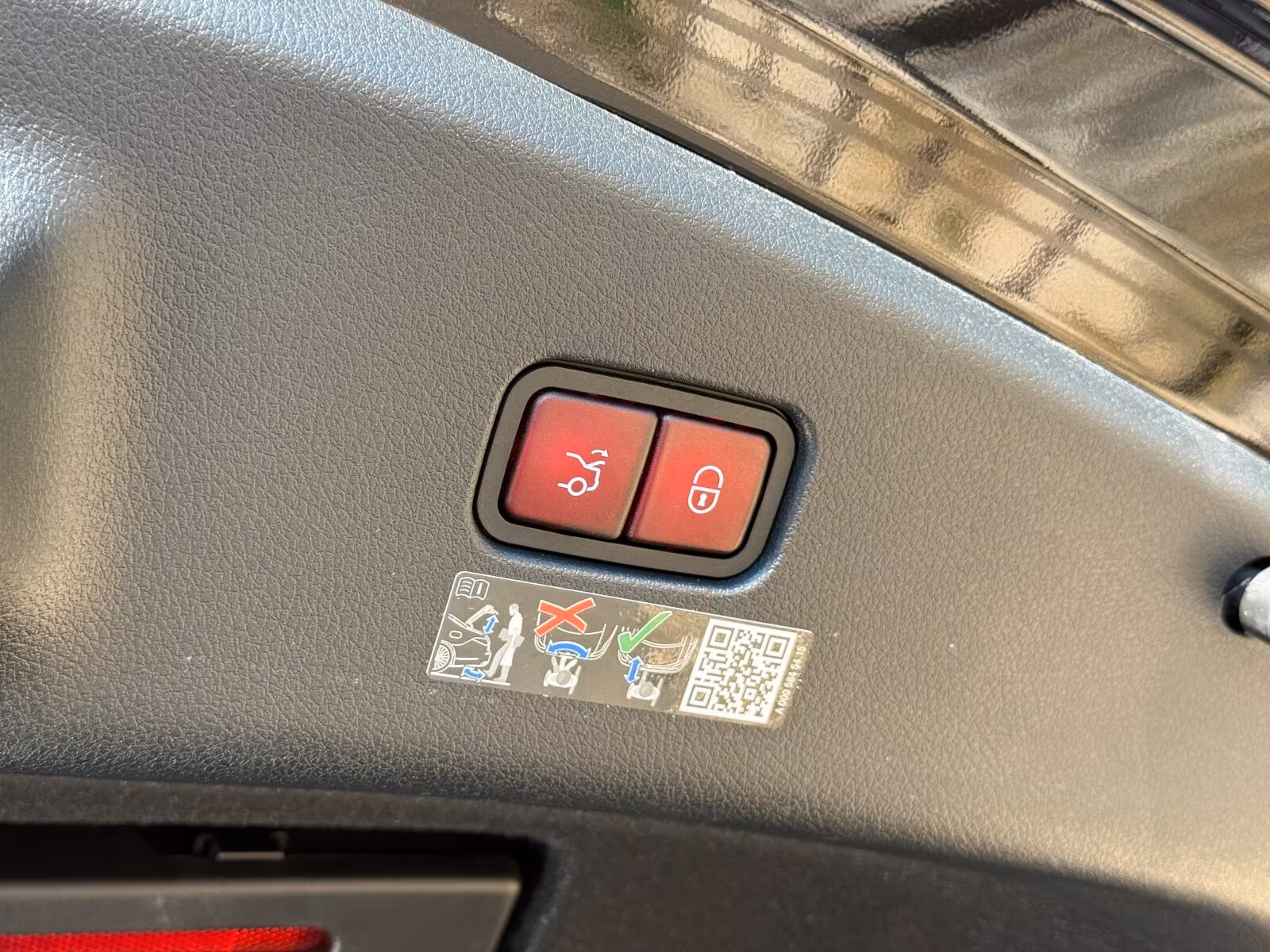 Mercedes-Benz CLE 300 4MATIC AMG Line