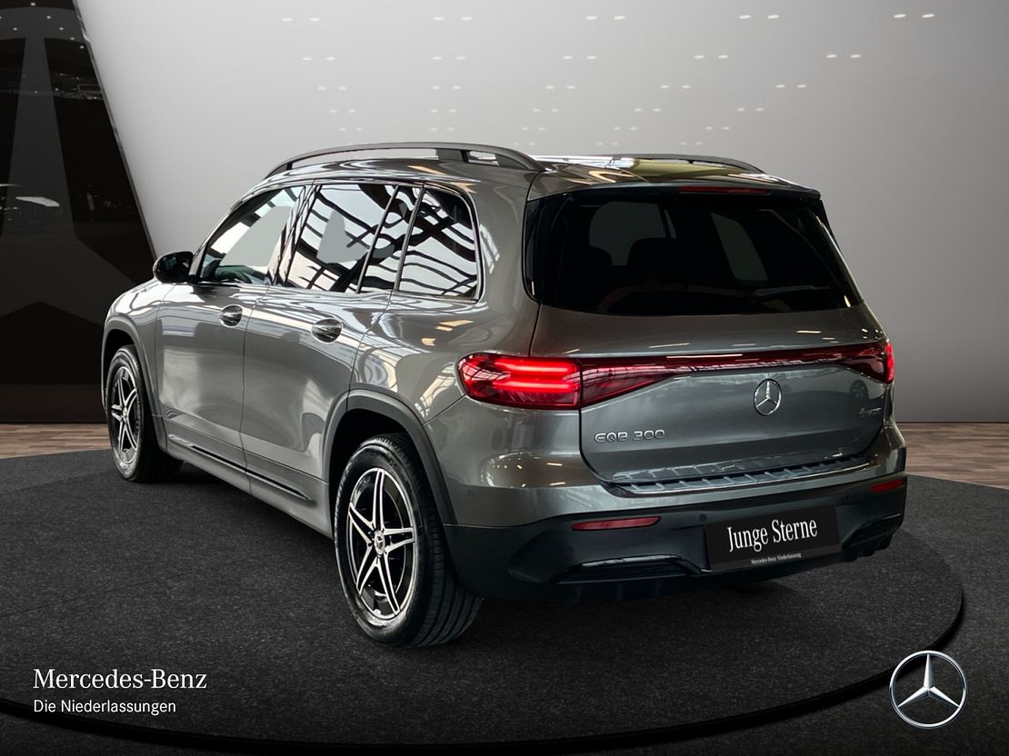 Mercedes-Benz EQB 300 4MATIC