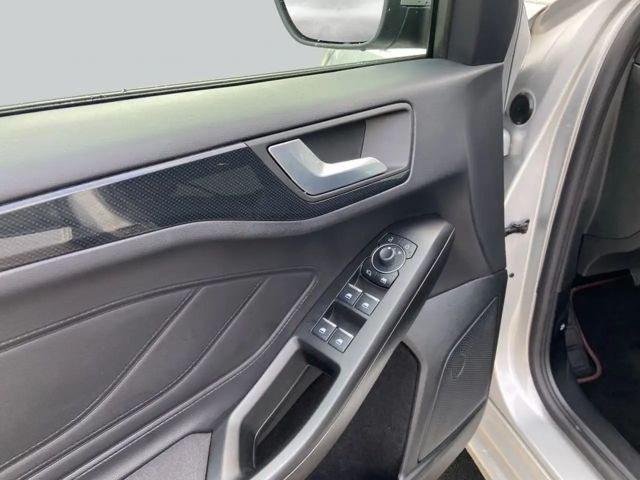 Ford Focus ST Line Wagon