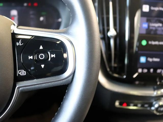 Volvo XC60 AWD Dark Plus Recharge