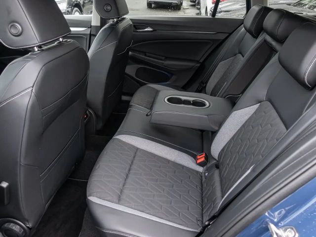 Volkswagen Golf 2.0 TDI DSG Life Variant