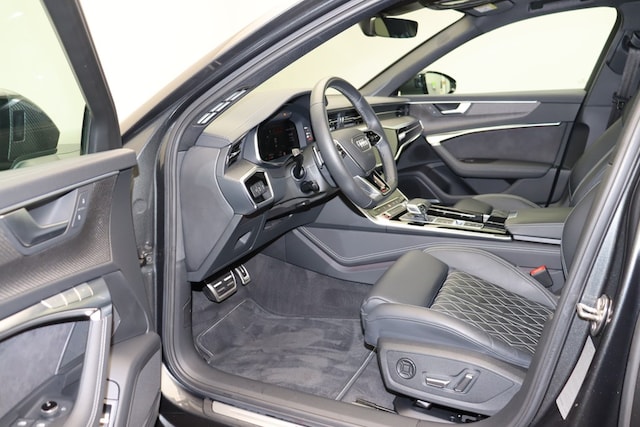 Audi S6 Quattro Sedan