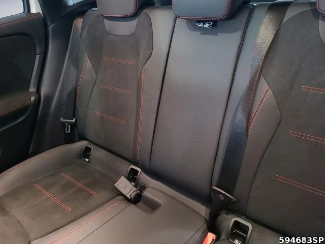 Mercedes-Benz GLA 200 AMG Line