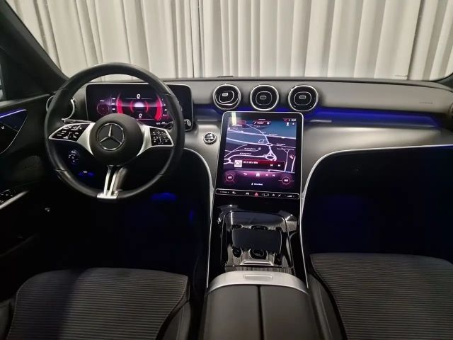 Mercedes-Benz C 200 C 200 d Sedan