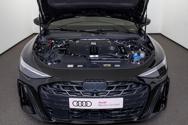 Audi A6 e-tron Quattro