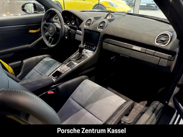 Porsche Cayman 718 RS