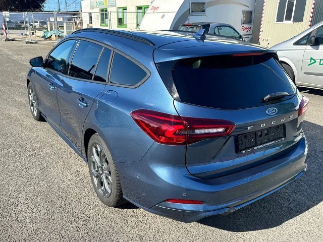 Ford Focus ST Line